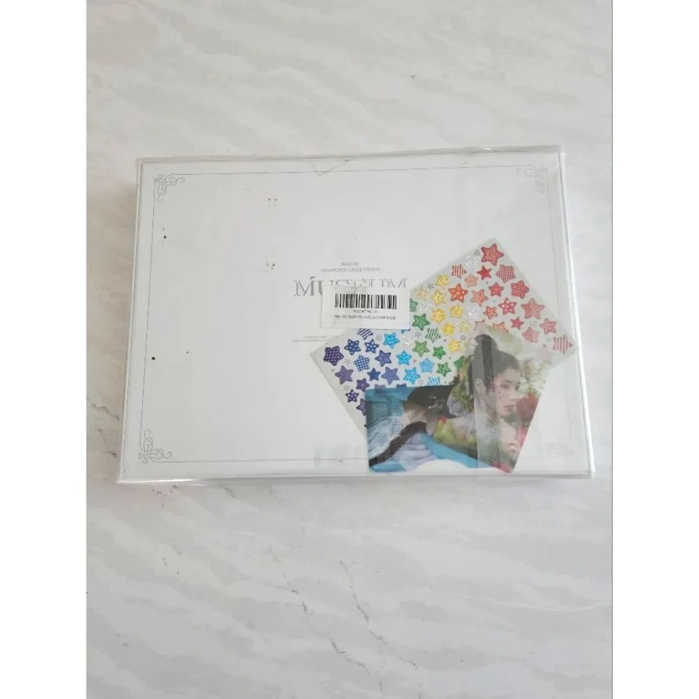 IU 2023 SEASON’S GREETINGS [ MUSEUM ] K-POP SEALED